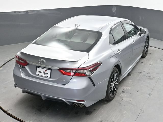 Used 2022 Toyota Camry SE FWD image 22