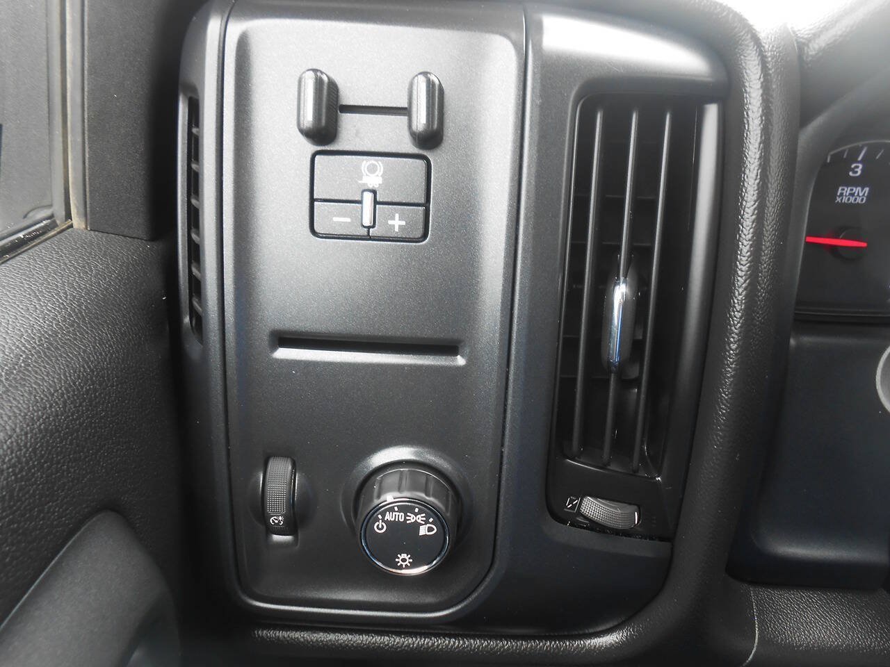 Used 2017 Chevrolet Silverado 3500 W/T w/ WT Fleet Convenience Package AWD/4WD image 15