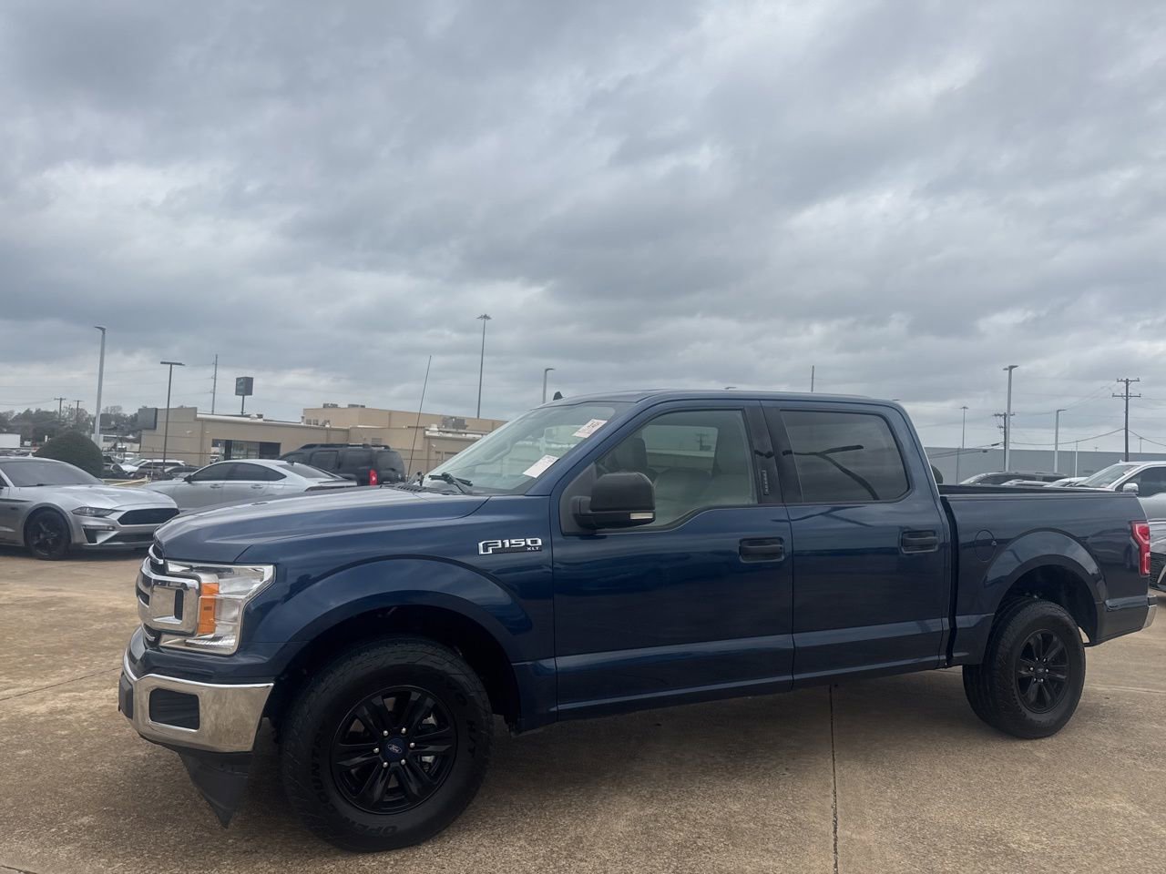 Used 2019 Ford F150 XLT w/ Equipment Group 301A Mid image 9