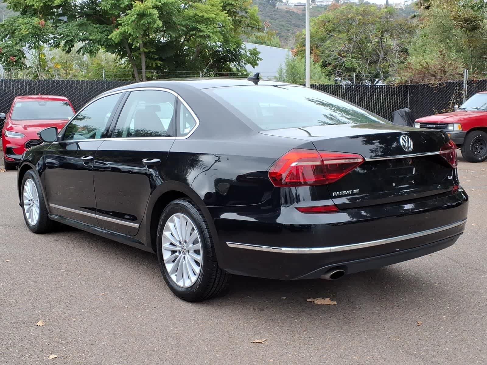 Used 2017 Volkswagen Passat 1.8T SE FWD image 7