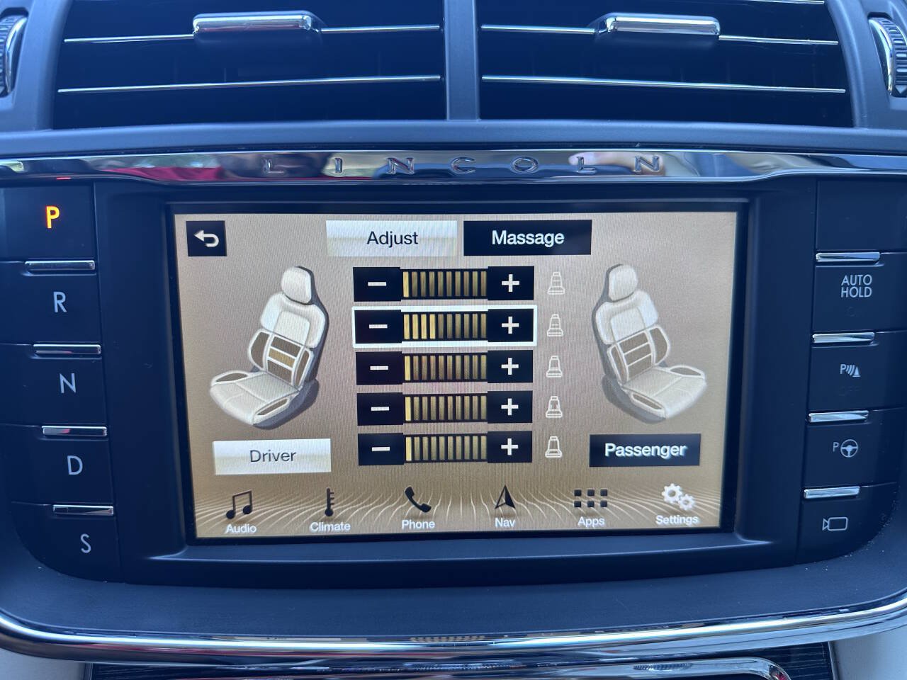Used 2017 Lincoln Continental Black Label w/ Technology Package AWD/4WD image 39