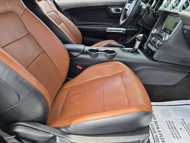 Used 2018 Ford Mustang Premium RWD image 19