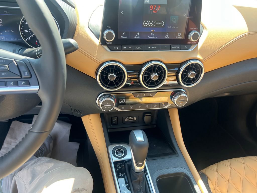 New 2025 Nissan Sentra SV w/ SV Premium Package image 18