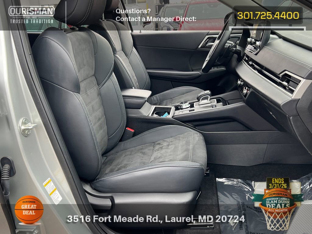 Used 2023 Mitsubishi Outlander SE image 22