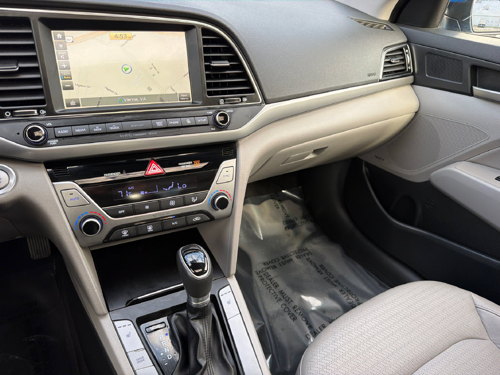 Used 2017 Hyundai Elantra Limited w/ Limited Tech Package 04 FWD image 24