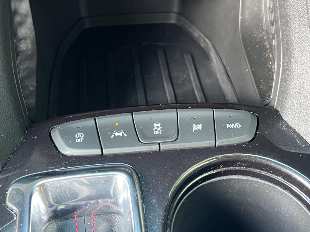 Used 2023 Chevrolet TrailBlazer RS w/ Sun and Liftgate Package AWD/4WD image 31