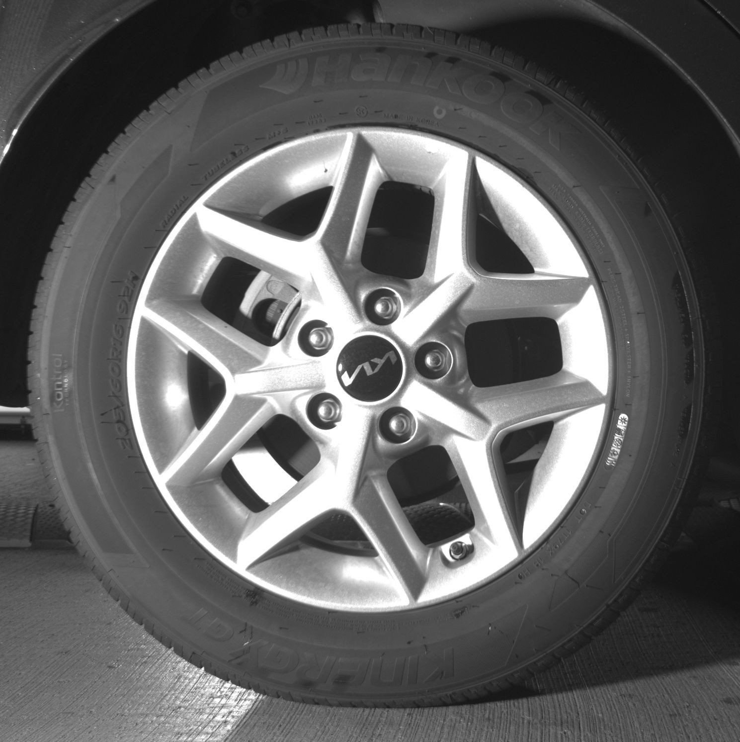 Used 2025 Kia Soul LX w/ LX Technology Package FWD image 18