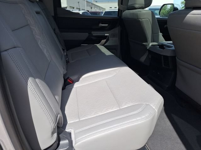 Used 2023 Toyota Tundra Limited AWD/4WD image 31