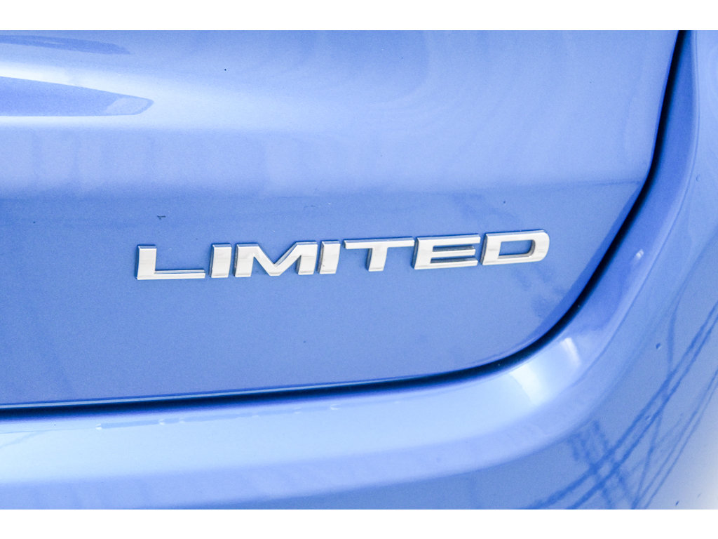 Used 2025 Jeep Compass Limited w/ Sun & Sound Group AWD/4WD image 50