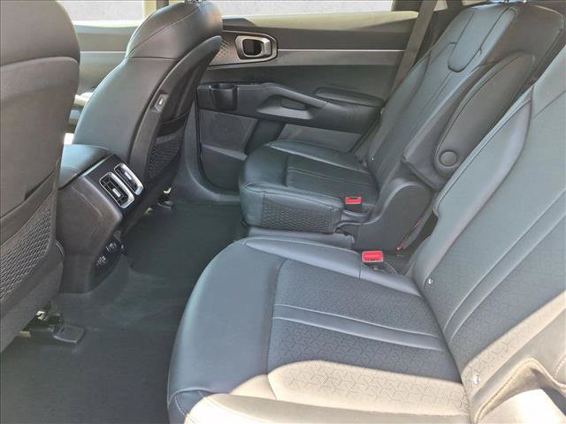 Used 2023 Kia Sorento EX w/ Panoramic Sunroof Package AWD/4WD image 20
