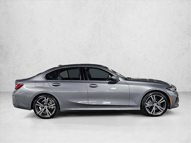 Used 2024 BMW 330i Sedan w/ Premium Package RWD image 4
