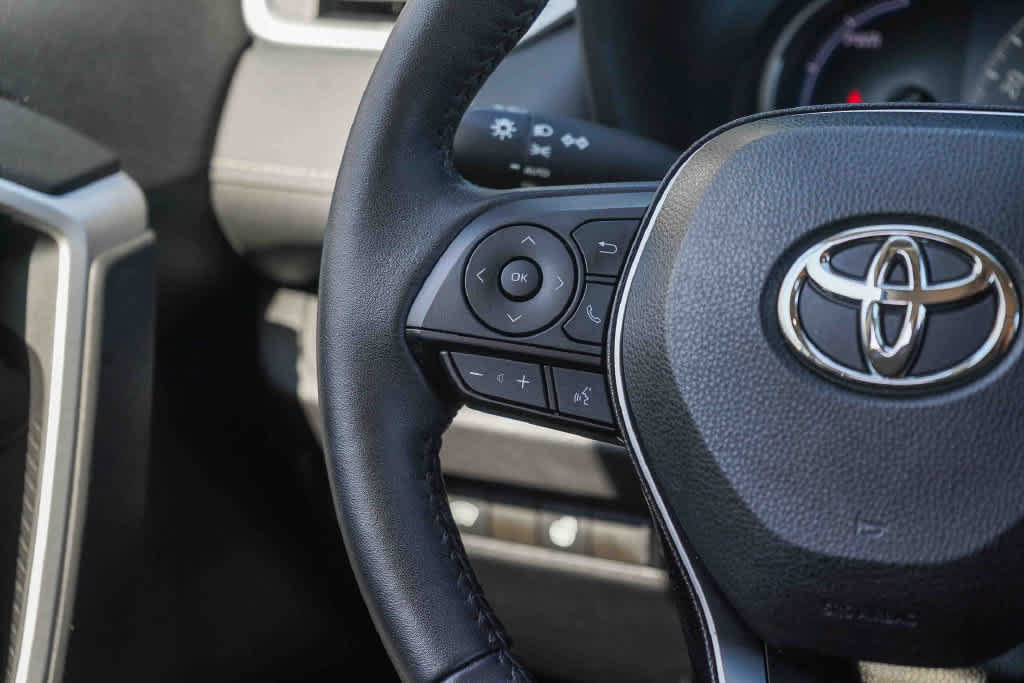 Used 2024 Toyota RAV4 XLE w/ Convenience Package AWD/4WD image 16