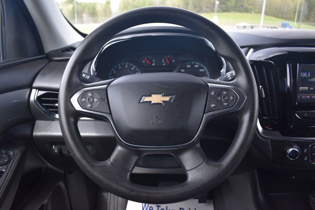 Used 2018 Chevrolet Traverse LS image 20