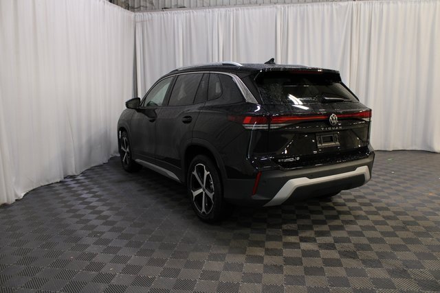 New 2026 Volkswagen Tiguan SE image 21