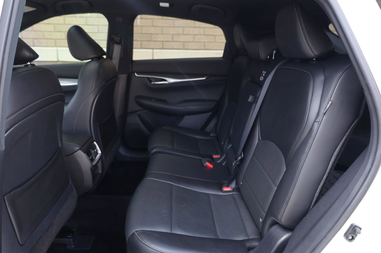 Used 2023 INFINITI QX55 Luxe w/ Cargo Package AWD/4WD image 19