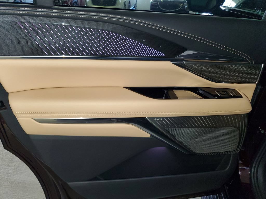 New 2026 Cadillac Escalade IQ Luxury 2 AWD/4WD image 9