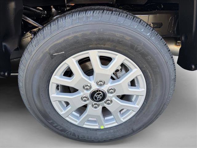 New 2025 Toyota Tacoma SR5 image 9