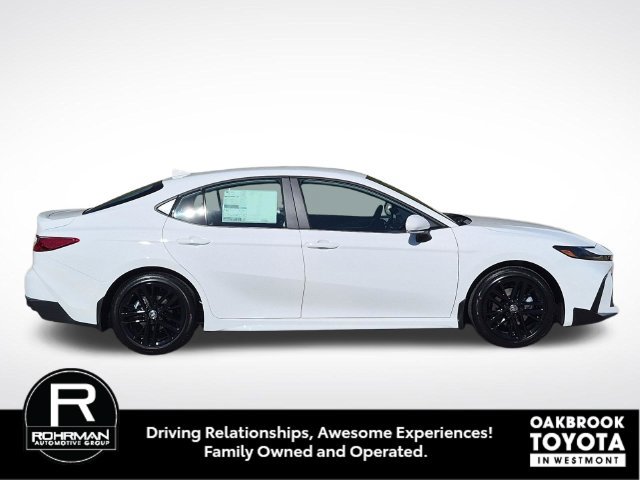 New 2026 Toyota Camry SE FWD image 4