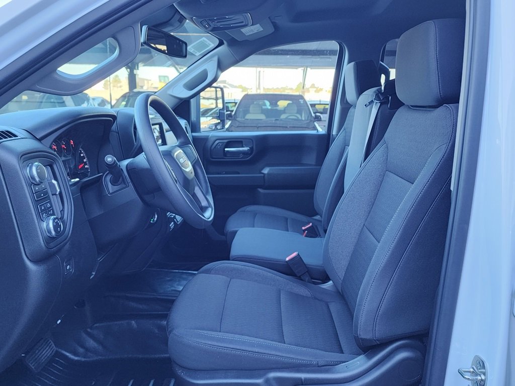 New 2026 GMC Sierra 2500 Pro w/ Convenience Package image 18