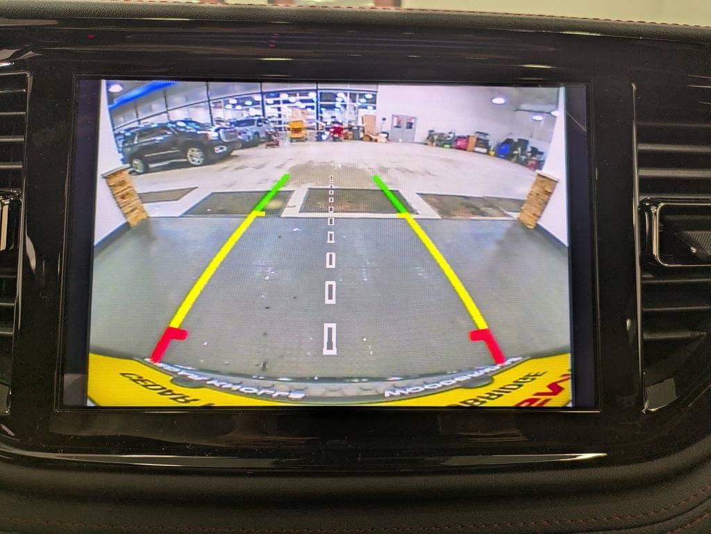 Used 2025 Dodge Durango GT image 12