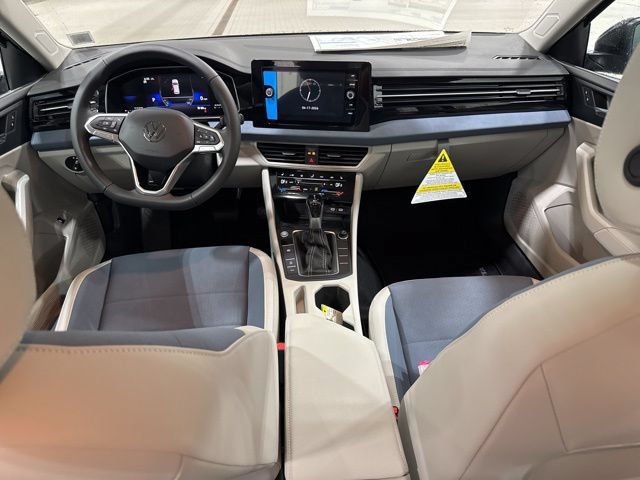 New 2026 Volkswagen Jetta SE FWD image 9