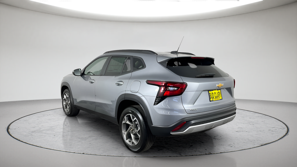 New 2026 Chevrolet Trax LT w/ LT Convenience Package FWD image 5