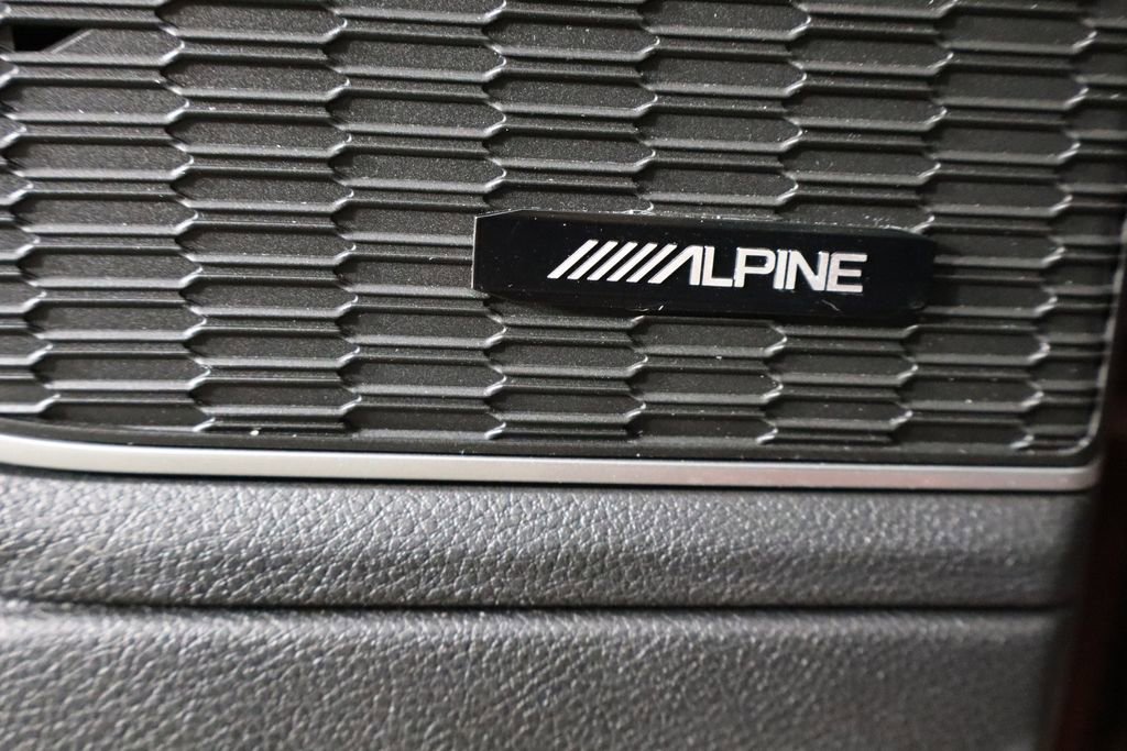 Used 2022 Jeep Grand Cherokee L Limited image 24