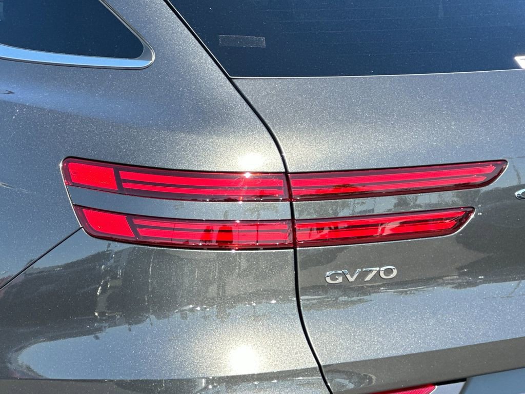New 2026 Genesis GV70 2.5T Select image 27