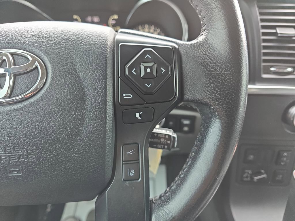 Used 2019 Toyota Sequoia Platinum image 23