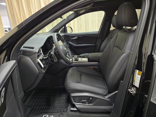 Used 2026 Audi Q7 3.0T Premium Plus w/ Premium Plus Package image 13