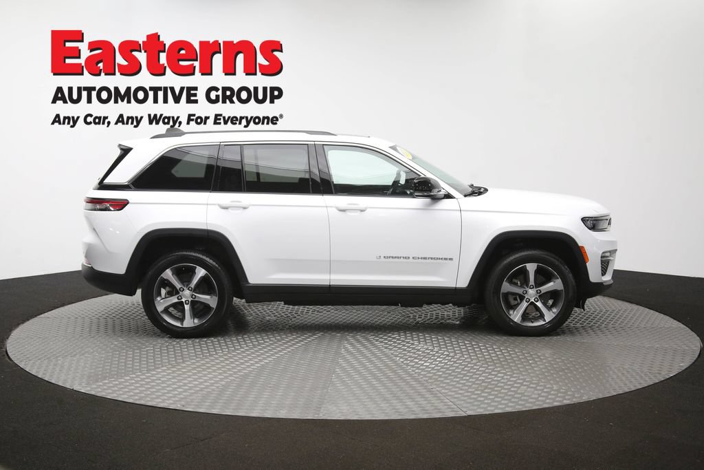 Used 2023 Jeep Grand Cherokee 4WD 4xe image 47