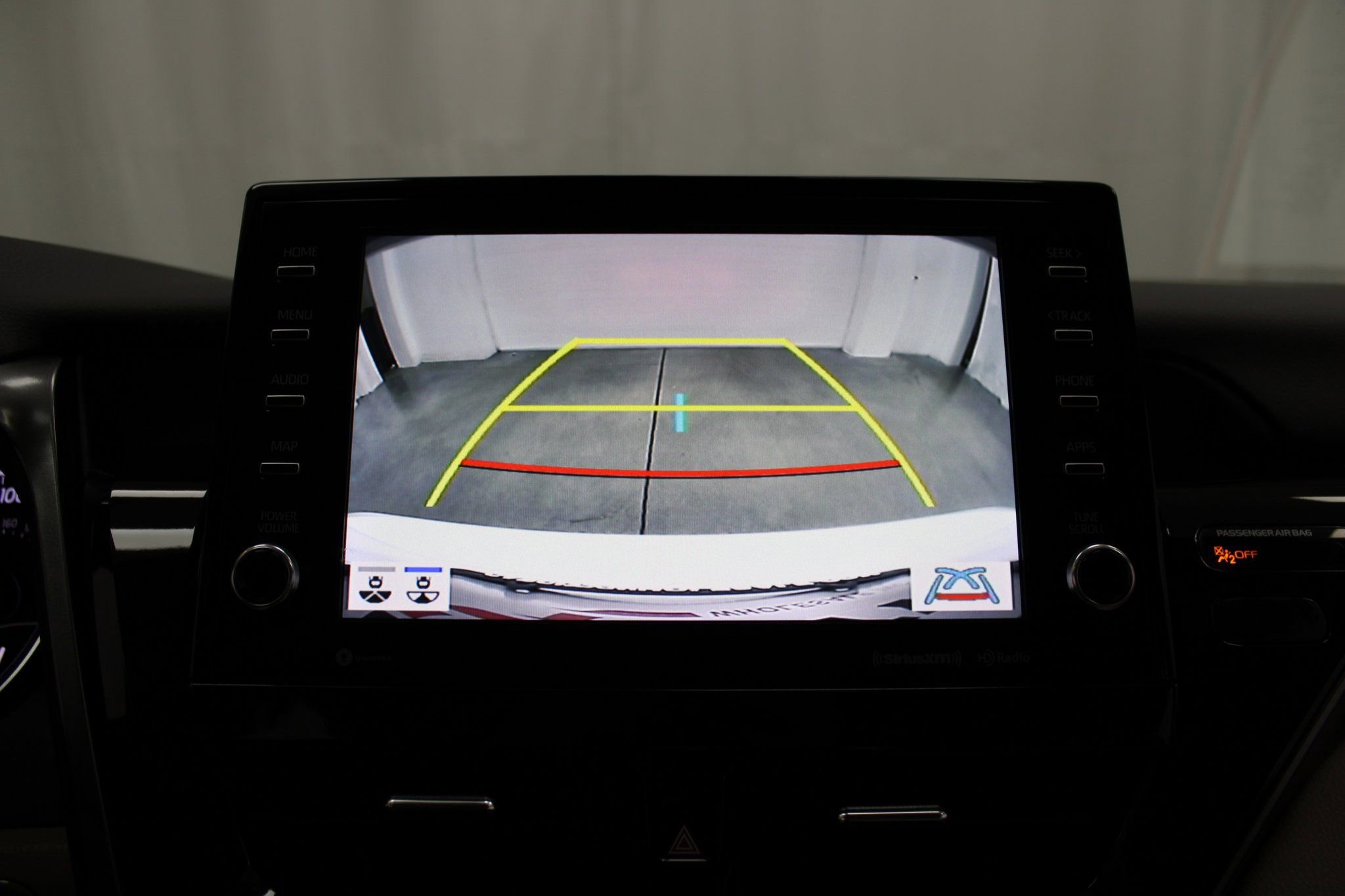 Used 2023 Toyota Camry XLE image 47