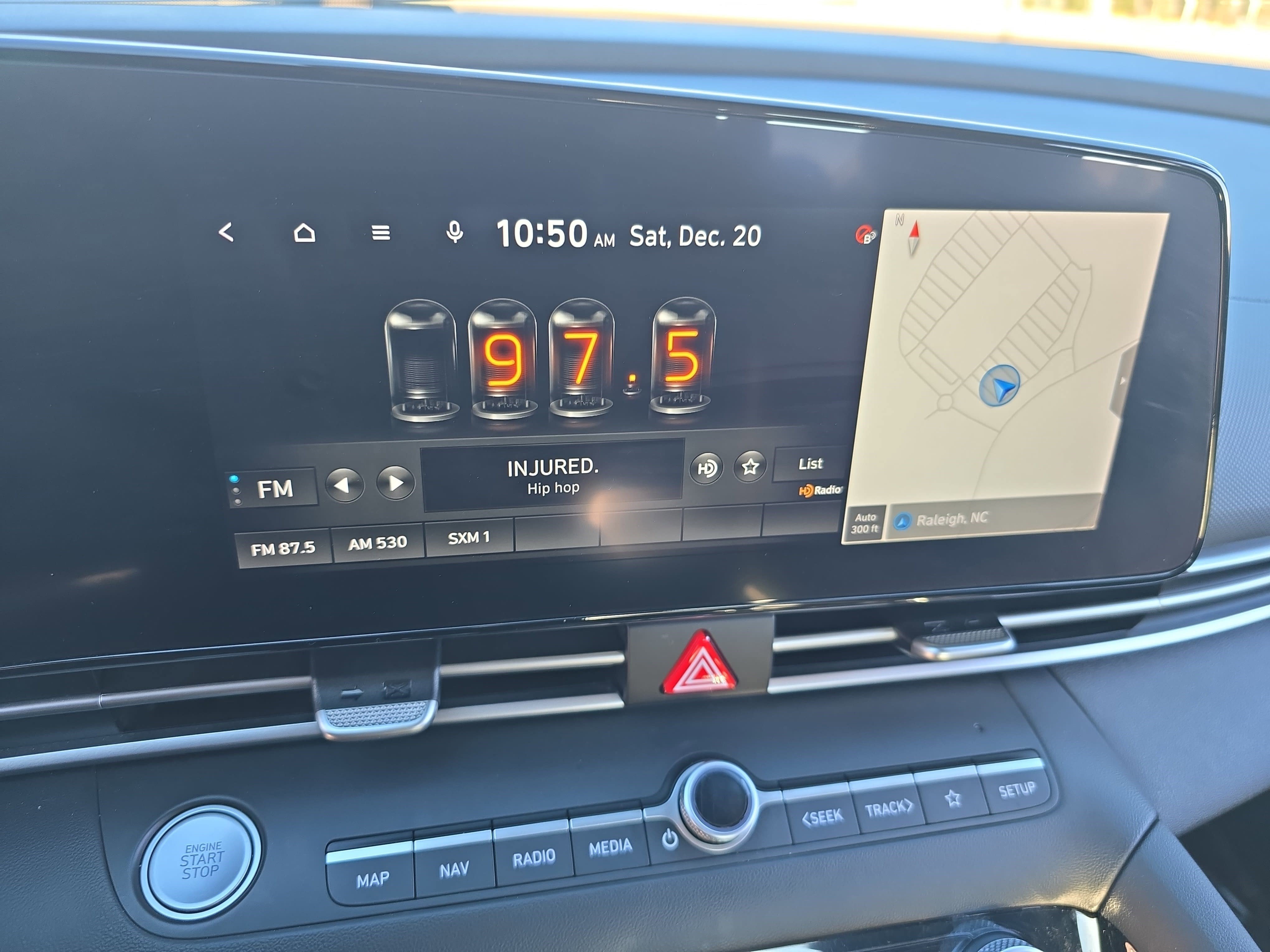 Used 2023 Hyundai Elantra SEL w/ Convenience Package image 22