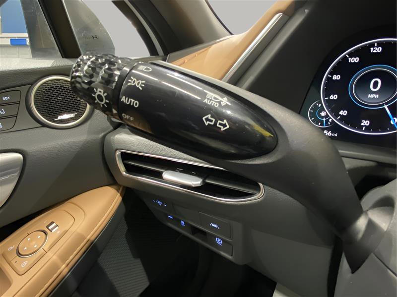 Used 2020 Hyundai Sonata Limited image 17