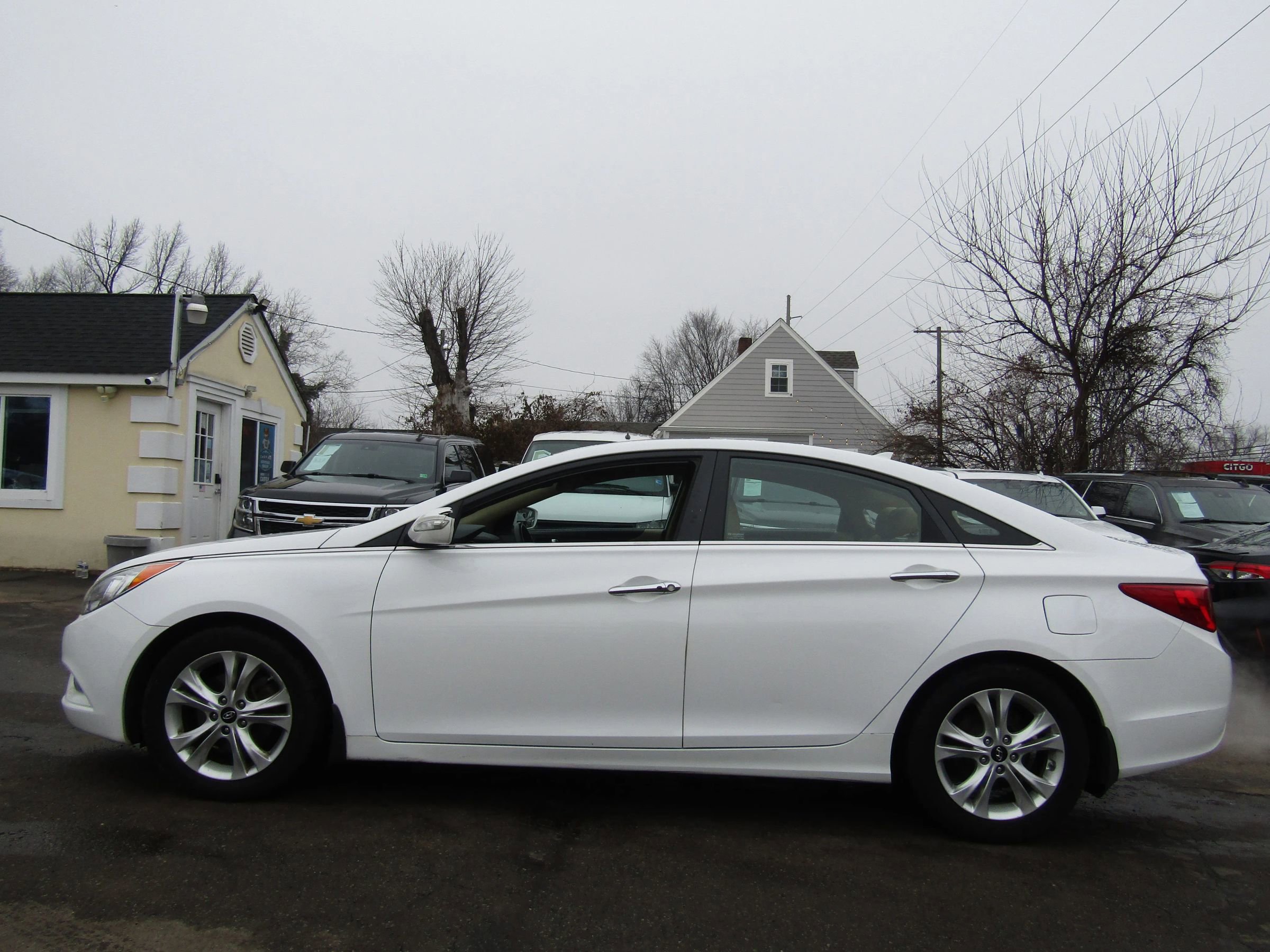 Used 2013 Hyundai Sonata Limited image 4