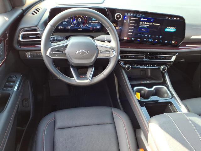 Used 2025 Chevrolet Traverse Z71 w/ Driver Confidence Package image 11