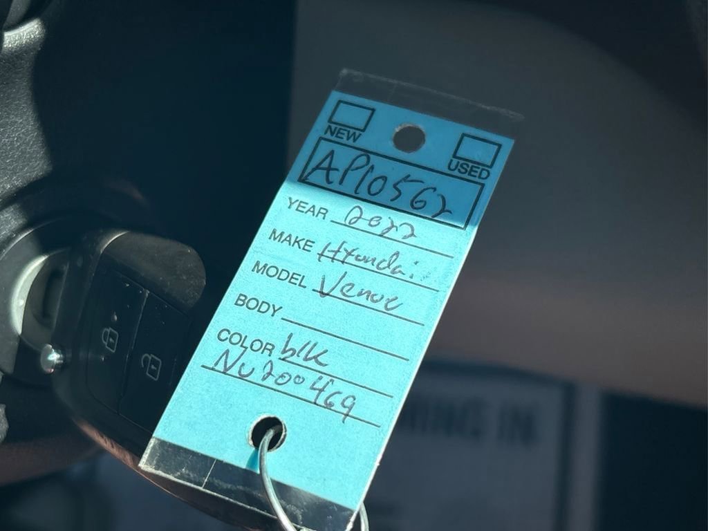 Used 2022 Hyundai Venue SEL w/ Cargo Package image 30