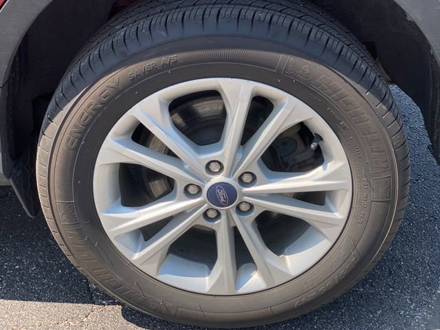 Used 2018 Ford Escape SE FWD image 17