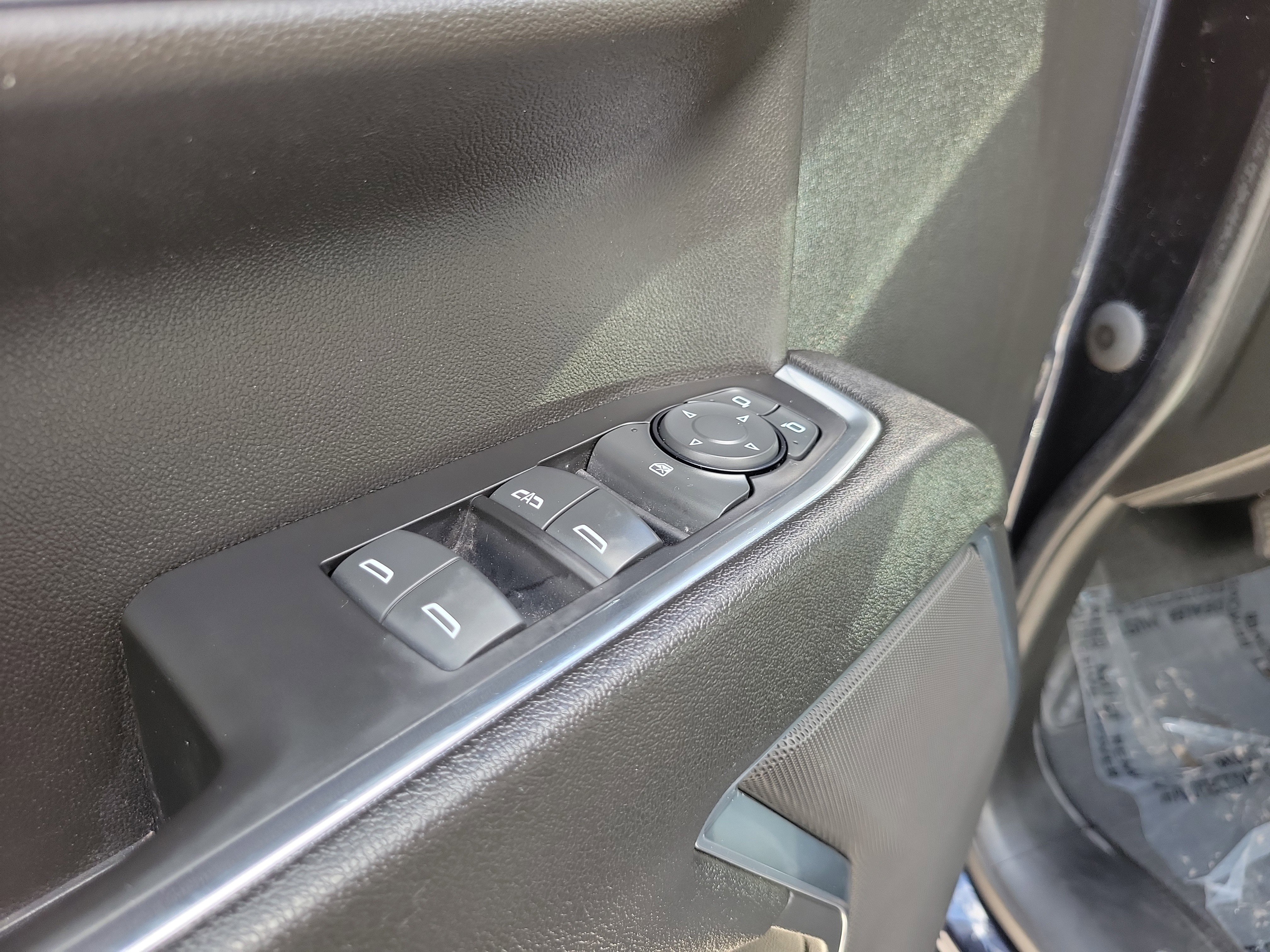 Used 2023 GMC Sierra 1500 Elevation image 24