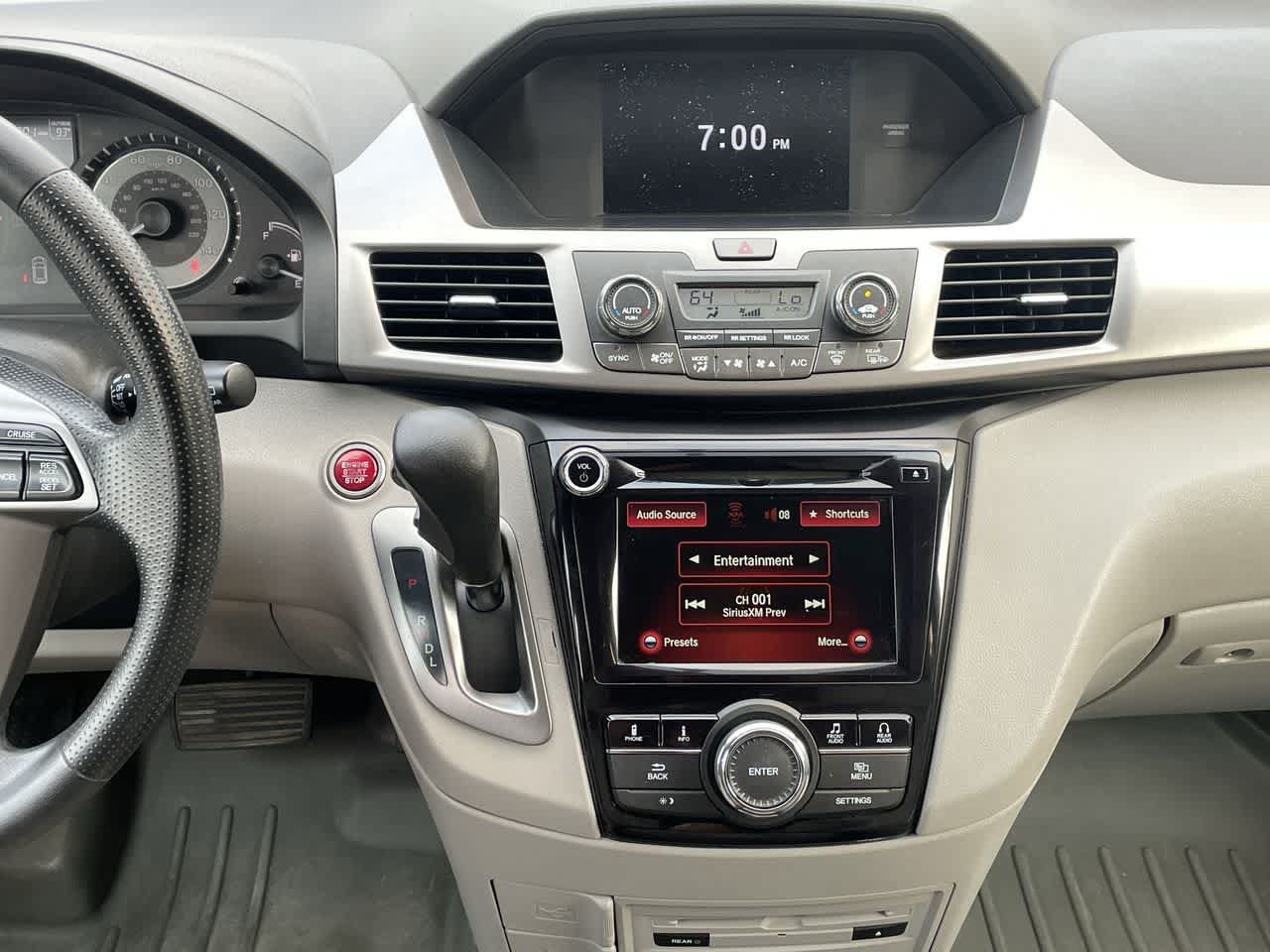 Used 2016 Honda Odyssey SE image 13