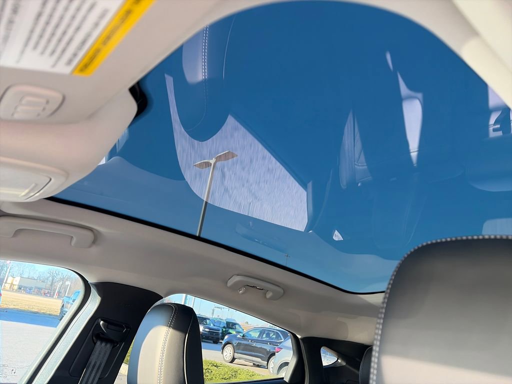 Used 2025 Ford Mustang Mach-E Premium image 30