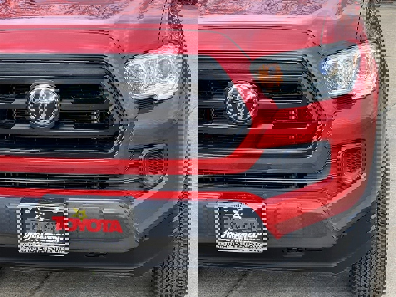 Used 2021 Toyota Tacoma SR w/ SR Convenience Package image 8