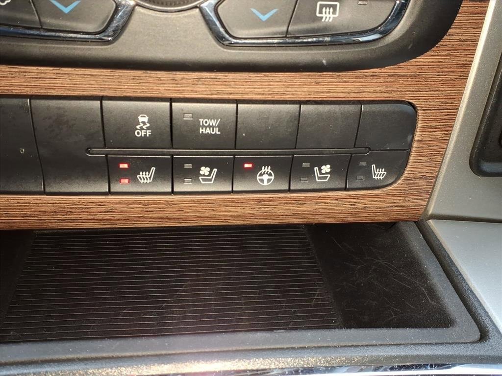 Used 2018 RAM 1500 Laramie w/ Convenience Group image 27