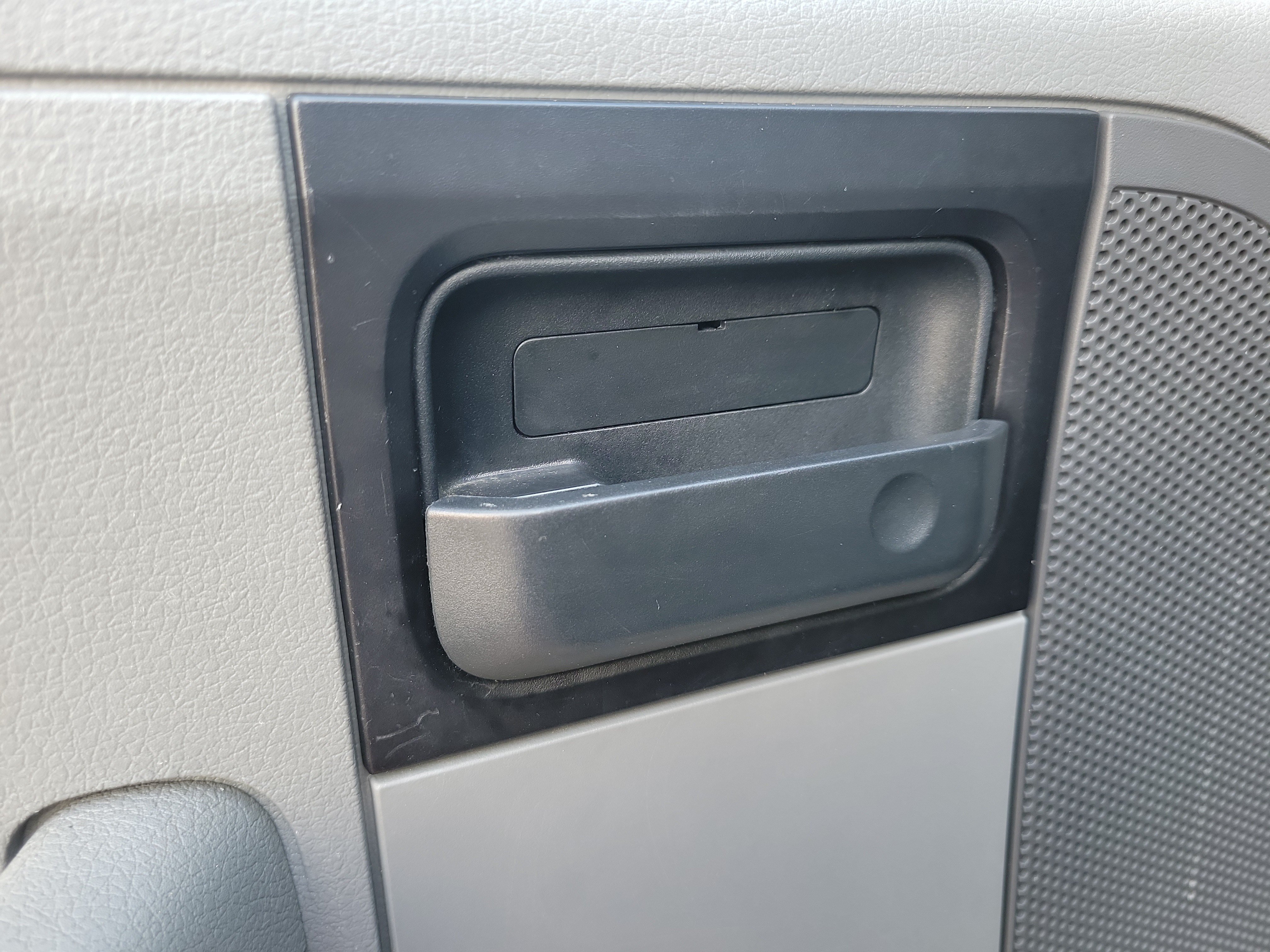 Used 2006 Ford F150 STX RWD image 18