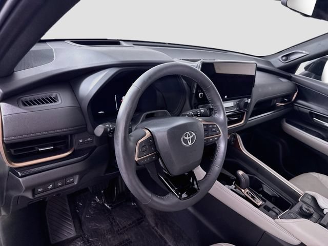 Certified 2025 Toyota Grand Highlander AWD Hybrid image 10
