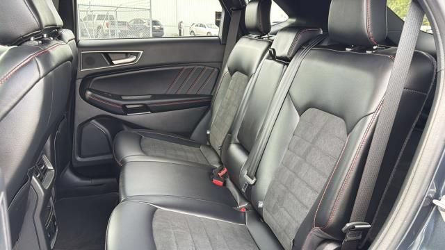 Used 2023 Ford Edge ST-Line AWD/4WD image 28
