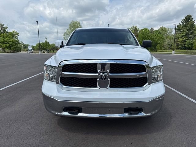 Used 2019 RAM 1500 Classic SLT w/ Protection Group AWD/4WD image 2