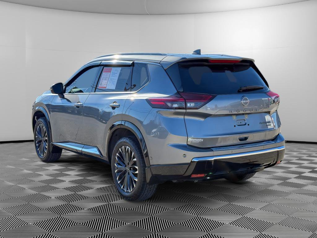 Used 2024 Nissan Rogue Platinum w/ Platinum Premium Package image 9