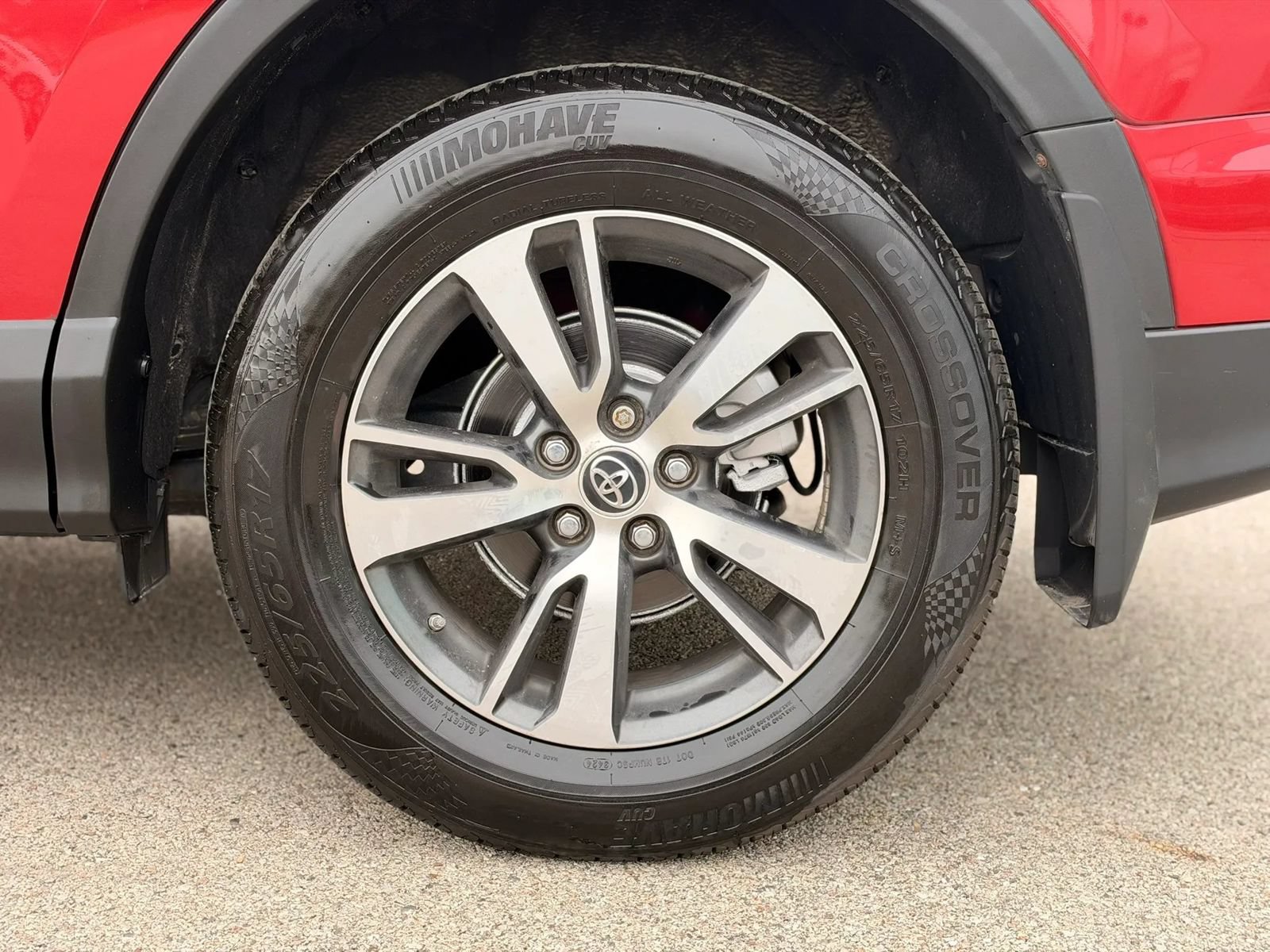 Used 2016 Toyota RAV4 XLE AWD/4WD image 32