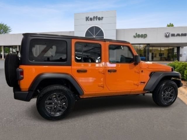 Used 2025 Jeep Wrangler Unlimited Sport AWD/4WD image 6